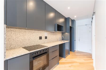 Apartment For Sale in Paarl South, Paarl, Western Cape - M127060