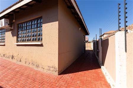 House For Sale in Polokwane, Limpopo - M127051