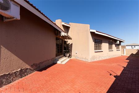 House For Sale in Polokwane, Limpopo - M127051