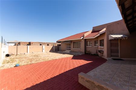 House For Sale in Polokwane, Limpopo - M127051