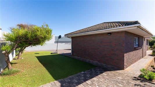 House For Sale in Myburgh Park, Langebaan, Western Cape - M127056