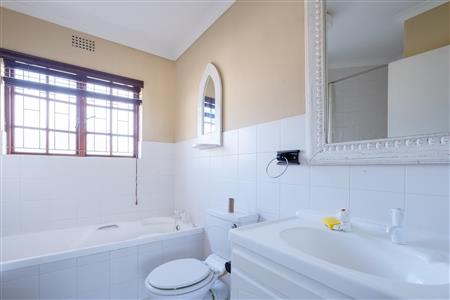 False - Apartment Unavailable in Durbanville Central, Durbanville, Western Cape - M113264