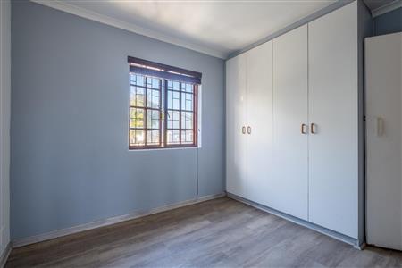False - Apartment Unavailable in Durbanville Central, Durbanville, Western Cape - M113264