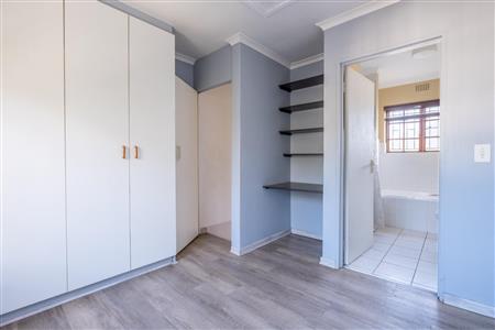 False - Apartment Unavailable in Durbanville Central, Durbanville, Western Cape - M113264
