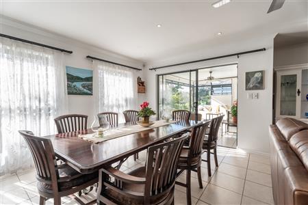 False - House For Sale in Somerset West, Western Cape - M127062