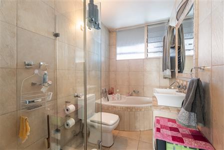 False - Apartment for sale in Van Ryneveld, Strand - M127048
