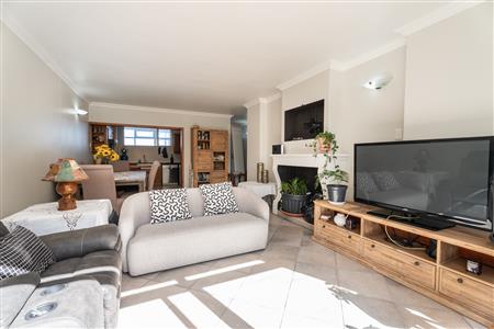 False - Apartment for sale in Van Ryneveld, Strand - M127048