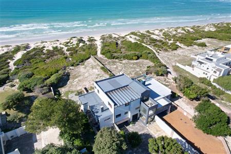 House For Sale in Struisbaai, Western Cape - M127061