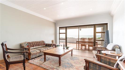 House For Sale in Struisbaai, Western Cape - M127061