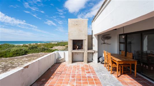 House For Sale in Struisbaai, Western Cape - M127061
