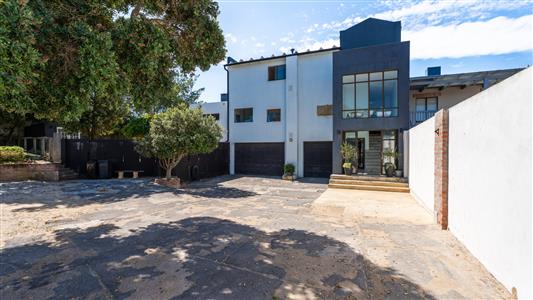 House For Sale in Struisbaai, Western Cape - M127061