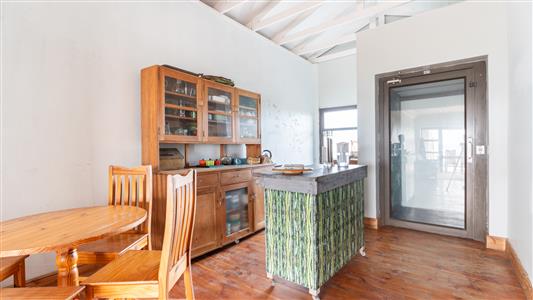 House For Sale in Struisbaai, Western Cape - M127061