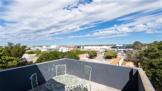 House For Sale in Struisbaai, Western Cape - M127061
