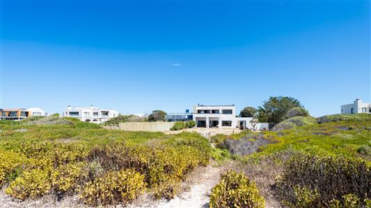House For Sale in Struisbaai, Western Cape - M127061