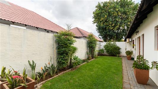 False - Townhouse for sale in Polokwane - M127052