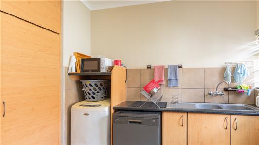 False - Townhouse for sale in Polokwane - M127052