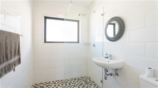 Apartment To Rent in Greenways Golf Estate, Strand, Western Cape - M127047