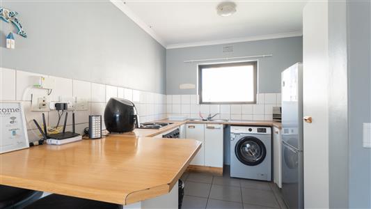 Apartment To Rent in Greenways Golf Estate, Strand, Western Cape - M127047