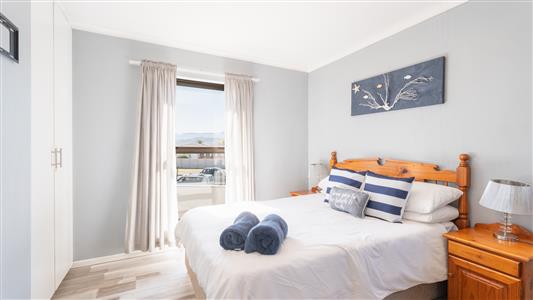 Apartment To Rent in Greenways Golf Estate, Strand, Western Cape - M127047