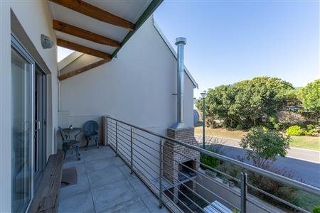 Townhouse For Sale in Diaz Beach, Mossel Bay, Western Cape - M127069