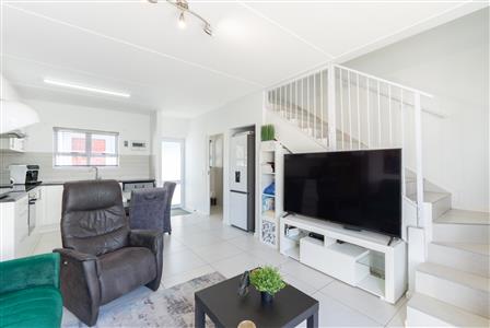 False - Townhouse Sold in Paarl North, Paarl, Western Cape - M127089
