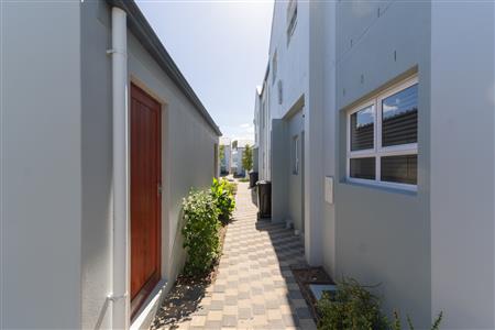 False - Townhouse Sold in Paarl North, Paarl, Western Cape - M127089