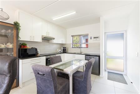 False - Townhouse Sold in Paarl North, Paarl, Western Cape - M127089