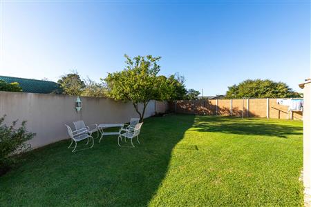 False - House For Sale in Riversdale, Western Cape - M123881