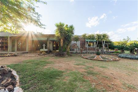 Farm For Sale in Elmadal AH, Polokwane, Limpopo - M127082