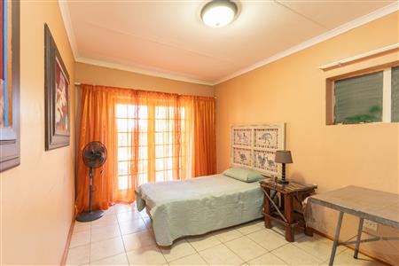 Farm For Sale in Elmadal AH, Polokwane, Limpopo - M127082
