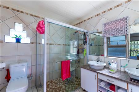 House Sold in Hersham, Groot Brakrivier, Western Cape - M127076