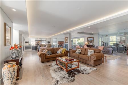 House For Sale in Boschenmeer Golf & Country Estate, Paarl, Western Cape - M127100