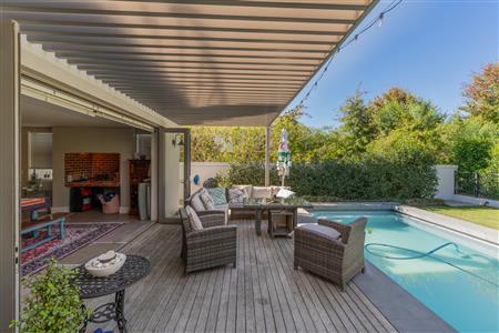 House For Sale in Boschenmeer Golf & Country Estate, Paarl, Western Cape - M127100