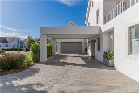 House For Sale in Boschenmeer Golf & Country Estate, Paarl, Western Cape - M127100