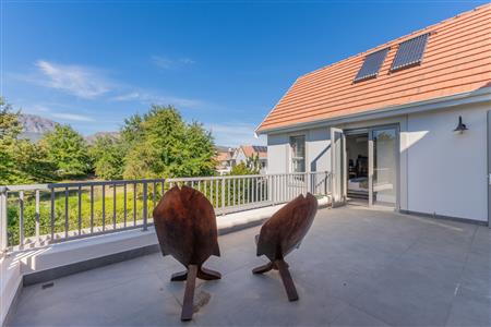 House For Sale in Boschenmeer Golf & Country Estate, Paarl, Western Cape - M127100