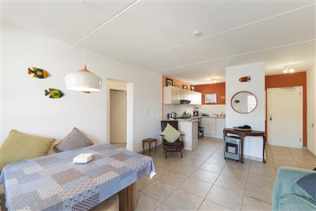 Apartment For Sale in Muizenberg, Cape Town, Western Cape - M127094