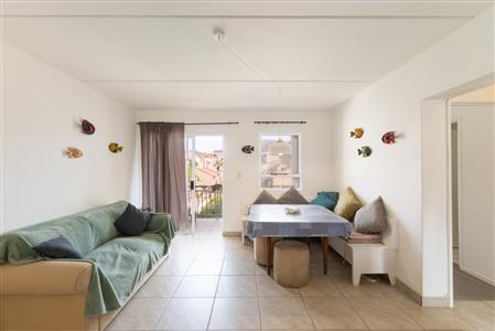Apartment For Sale in Muizenberg, Cape Town, Western Cape - M127094