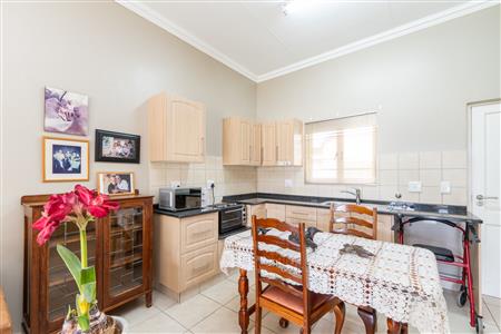 Apartment For Sale in Bendor, Polokwane, Limpopo - M127099