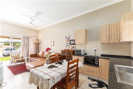 Apartment For Sale in Bendor, Polokwane, Limpopo - M127099