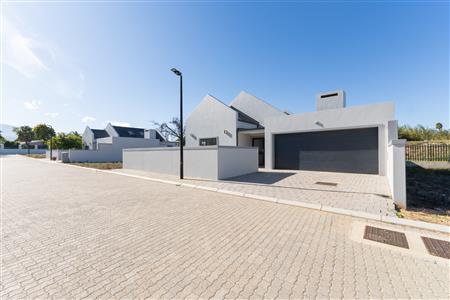 False - House For Sale in Robertson, Western Cape - M127106