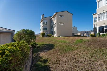 False - Apartment For Sale in Greenways Golf Estate, Strand, Western Cape - M127095