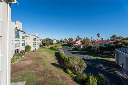 False - Apartment For Sale in Greenways Golf Estate, Strand, Western Cape - M127095