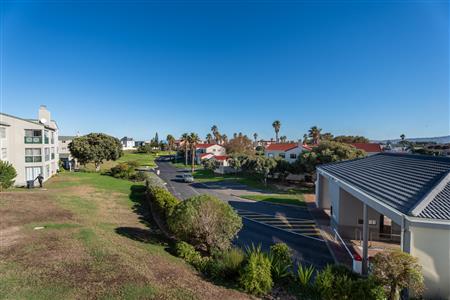 False - Apartment For Sale in Greenways Golf Estate, Strand, Western Cape - M127095