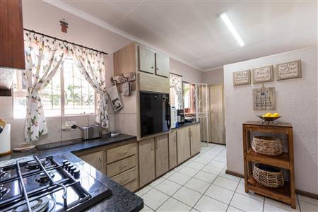 Townhouse Unavailable in Polokwane Central, Polokwane, Limpopo - M127111
