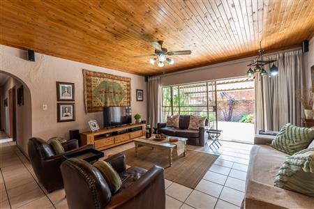Townhouse Unavailable in Polokwane Central, Polokwane, Limpopo - M127111