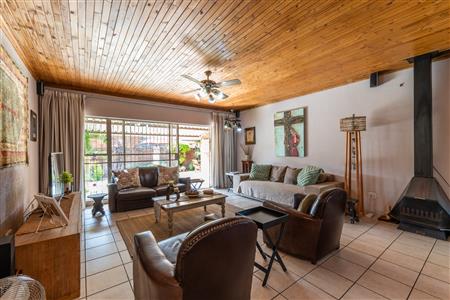 Townhouse Unavailable in Polokwane Central, Polokwane, Limpopo - M127111