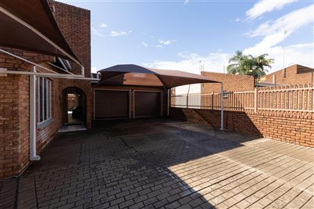 Townhouse Unavailable in Polokwane Central, Polokwane, Limpopo - M127111