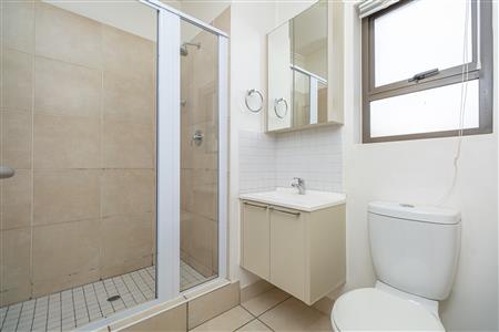 Apartment For Sale in Fourways, Sandton, Gauteng - M127114