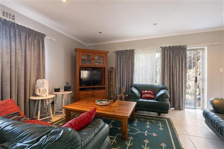 House For Sale in Langerug, Worcester, Western Cape - M121403