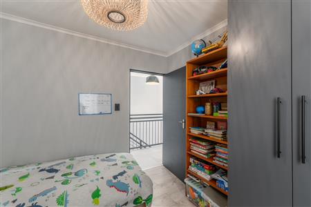 Townhouse For Sale in De Zoete Inval, Paarl, Western Cape - M127112